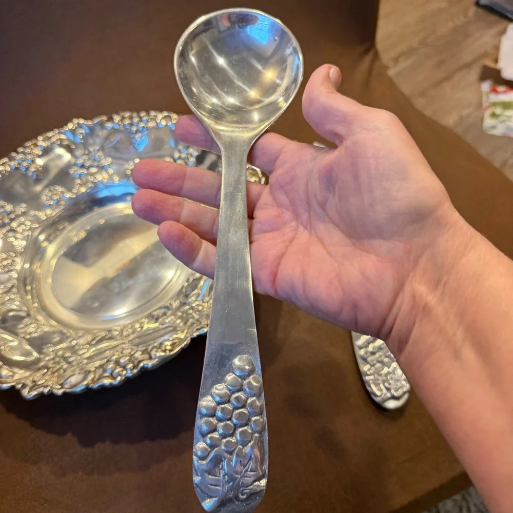 William Adams Silver Plated Grape Vine Serving Platter and Salad Servers Set